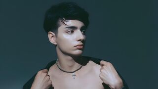 AdaminCarter webcam
