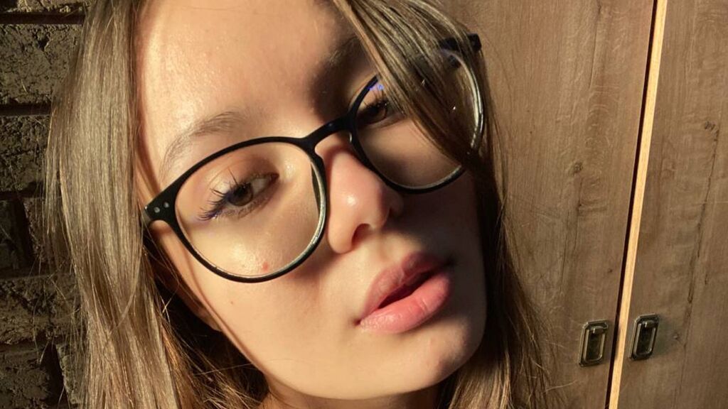 BlissBales online on GirlsOfJasmin