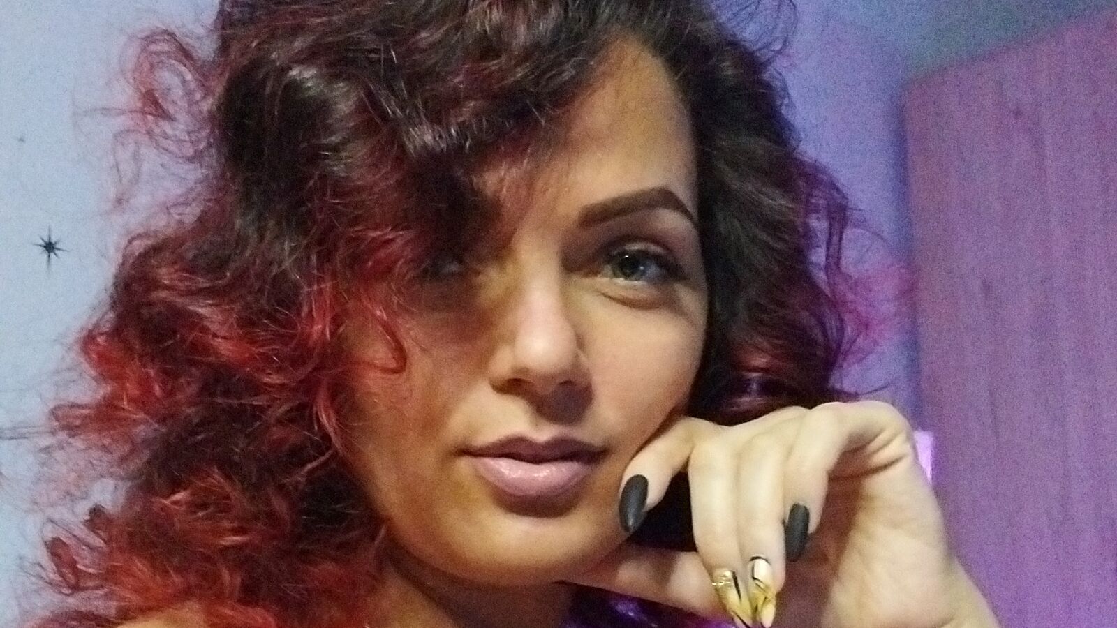 SelenaBlooms erotic portrait