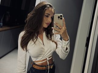 EsmeAinsley Live Cam Model