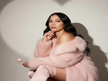 Chat with DafneVargas