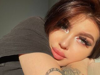 KarolinaKaren Hot live cam performers