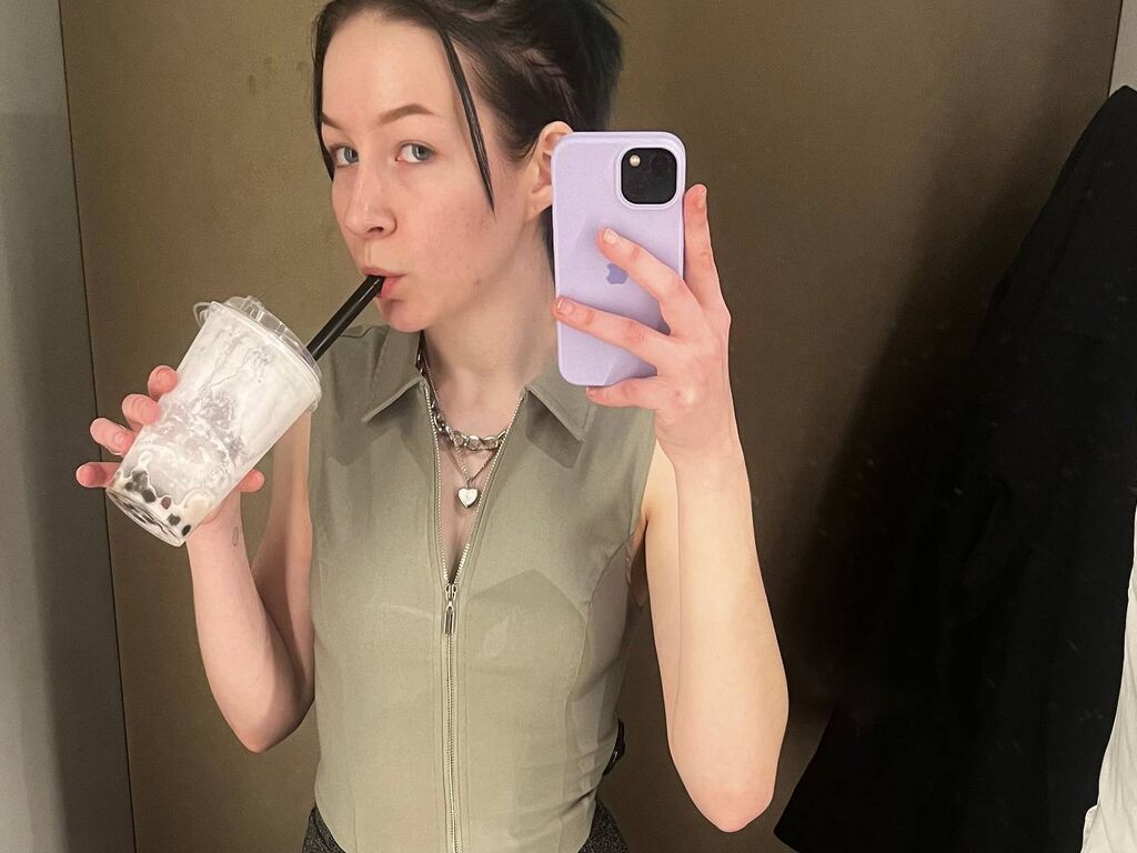 AurasDiaz Profile Image