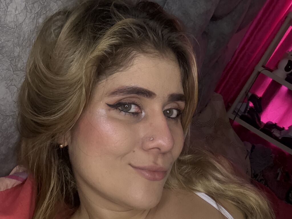 MandyCrane adult fetish webcam photo