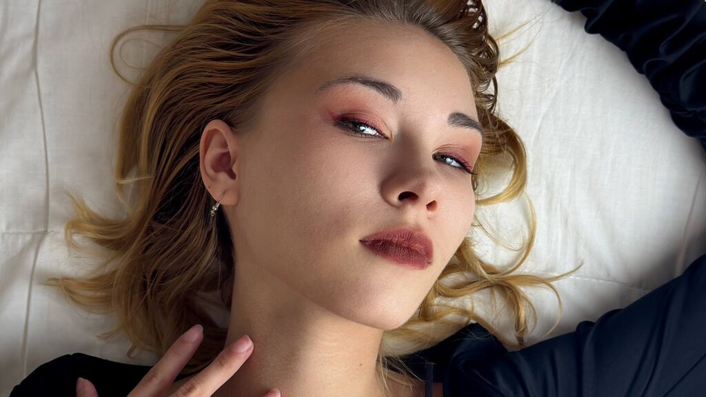 EveHurt's profile from Jasmin at GirlsOfJasmin'