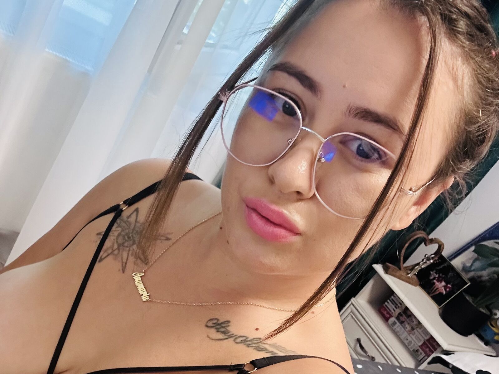Live cam for AnneElla