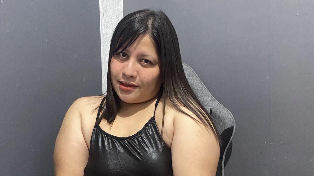 KasandraReyes live cam on UnifiedCams