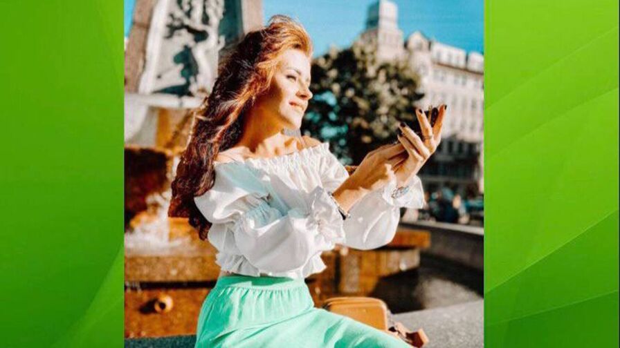 Watch MiaAndrian live on Hundesider