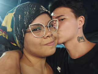 KarinaAndCharles - LiveJasmin Young Couple 