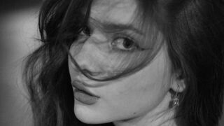VelvetMeow LiveJasmin girl model room