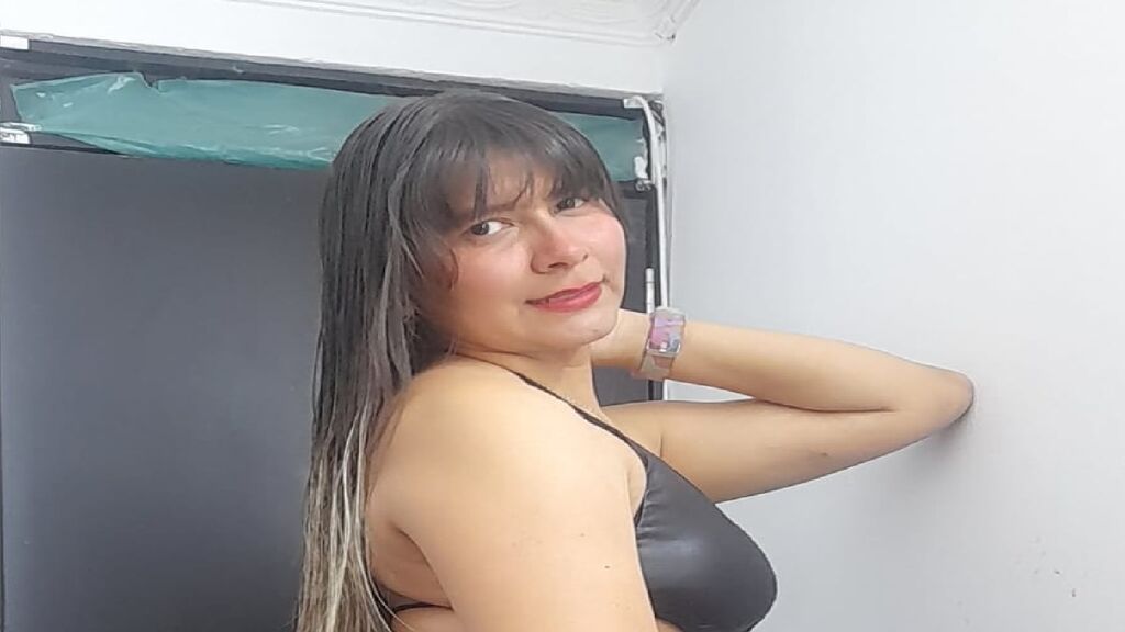 NicollSmiith online on GirlsOfJasmin