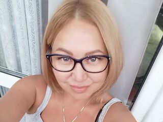 SofieLloyd Stripchat live cam girls
