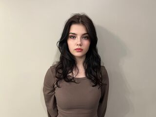 TracyHottest]