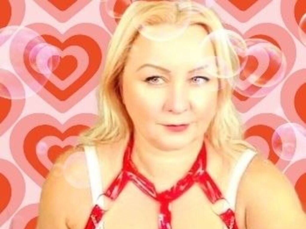 MiraSelesta age 53