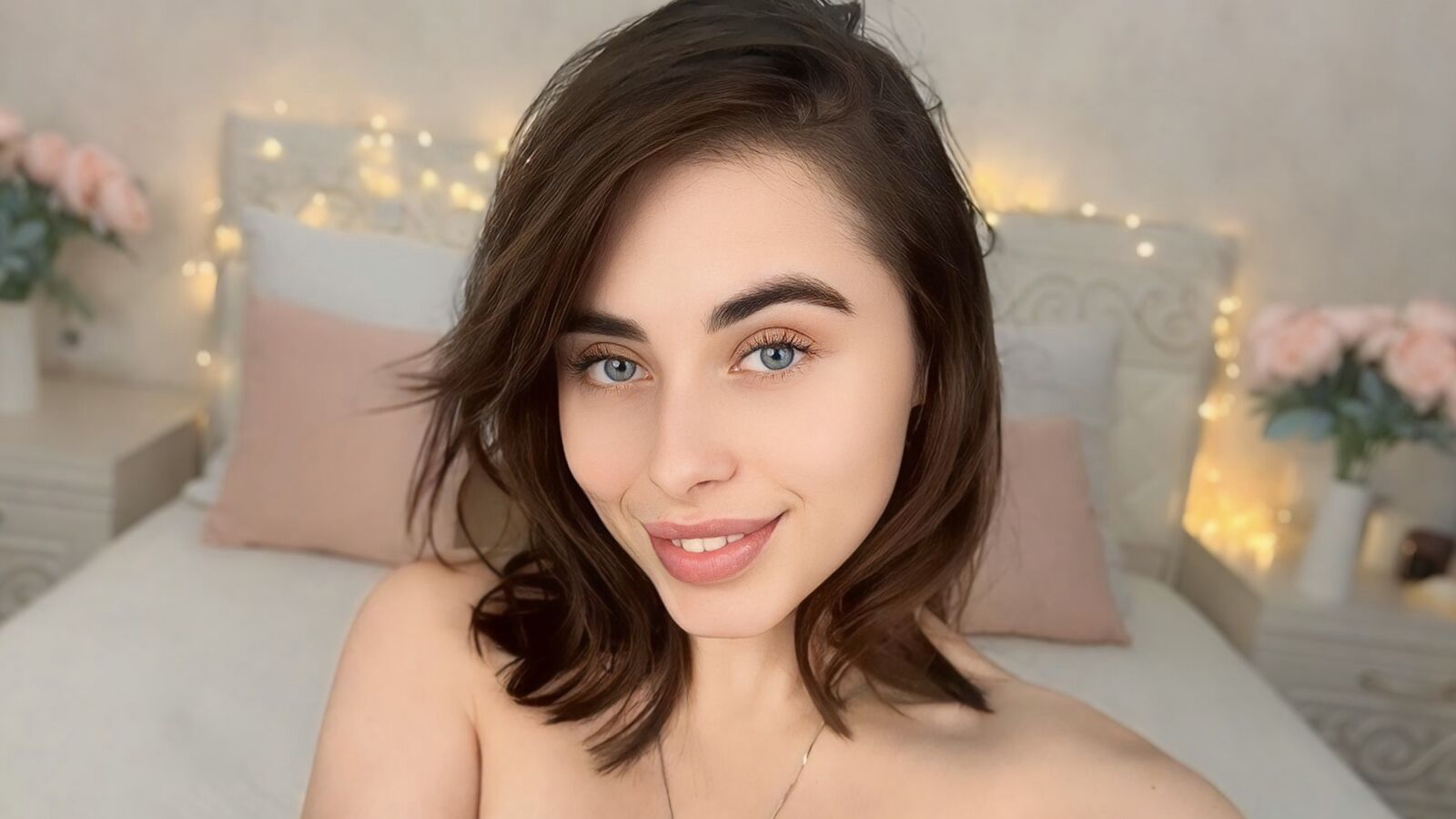 TessaPlombir erotic portrait