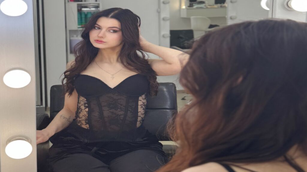 ArmandaDoderer Live Cam on LiveJasmin