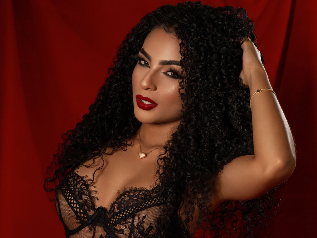 ZoeRiveira profile on CamInlin