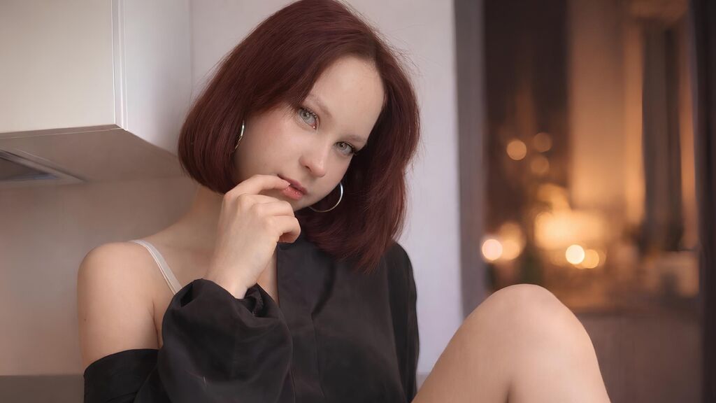 MaisieBrenna cover