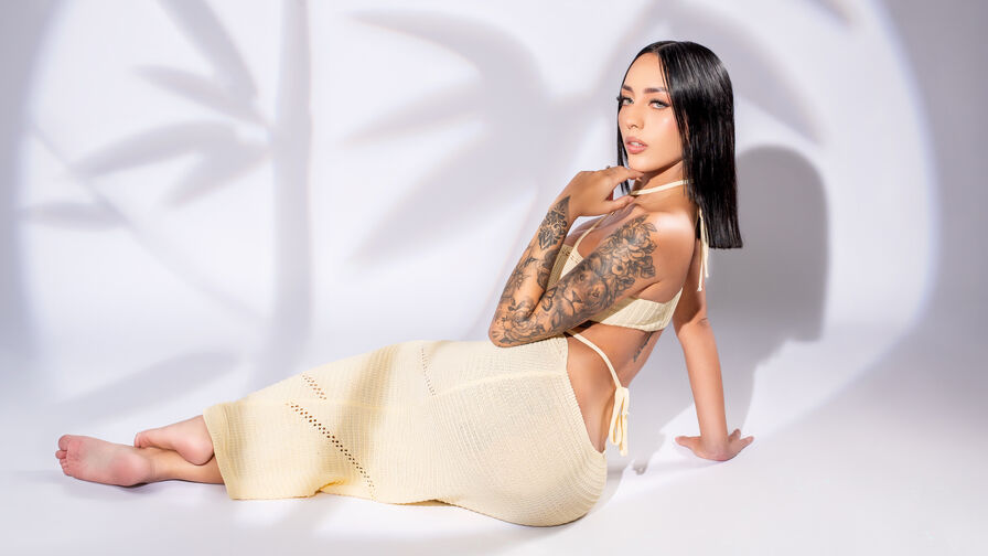 IvannaDarkova's live cam