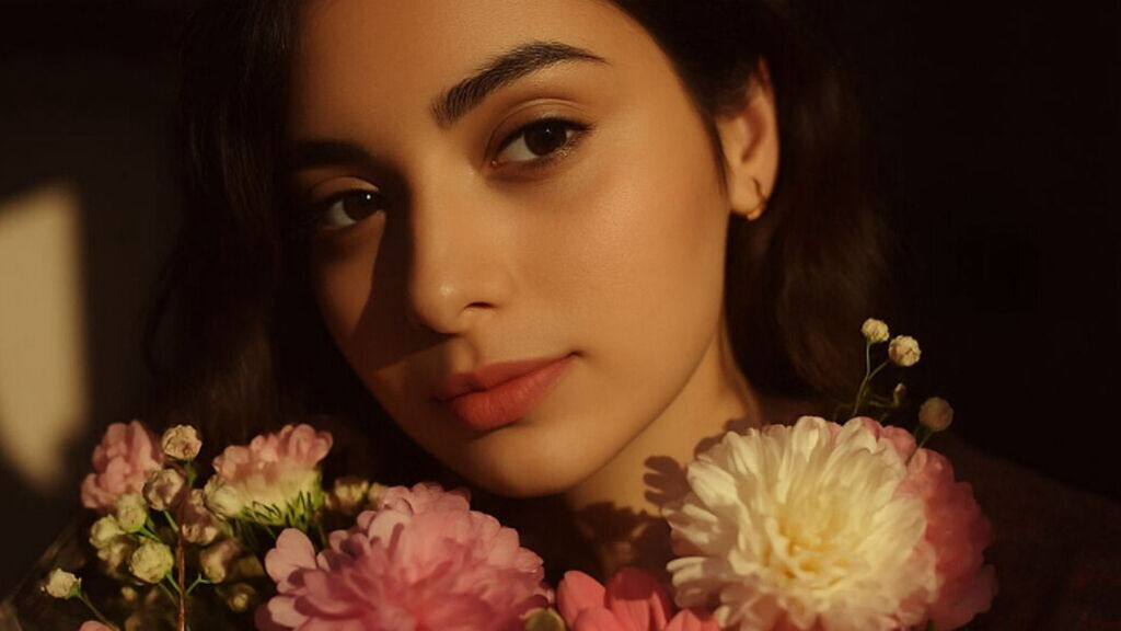 ZaylaAmin cover