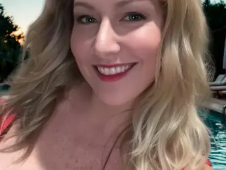 Chat with EllaSophiaNoir