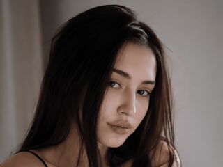 Webcam model VinniePloskunak from LiveJasmin