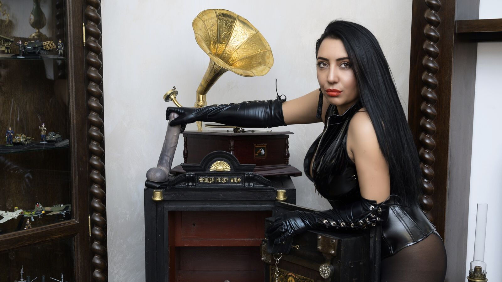 DommeBelatrix erotic portrait