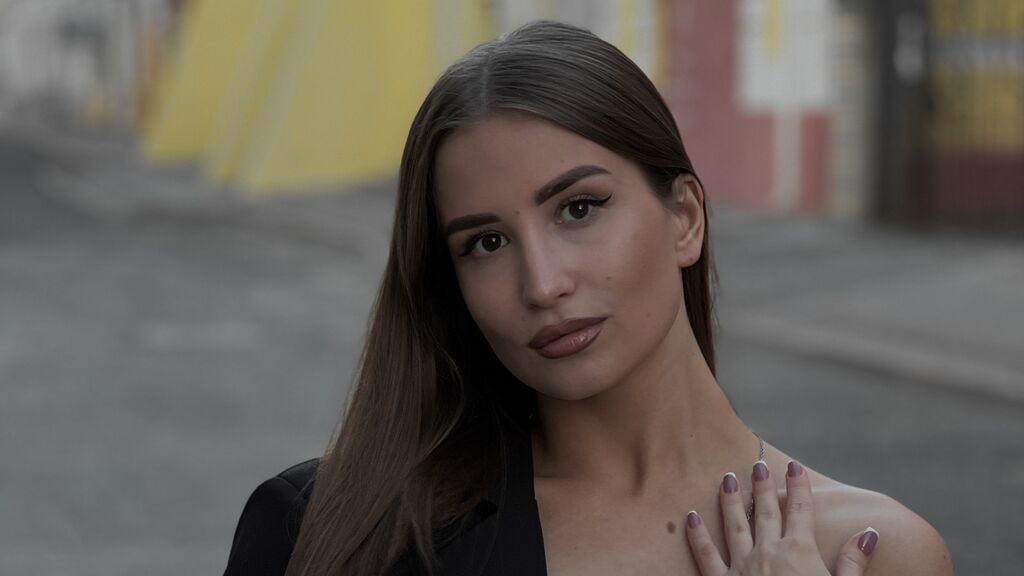 DorisHersey live cam model at LiveJasmin