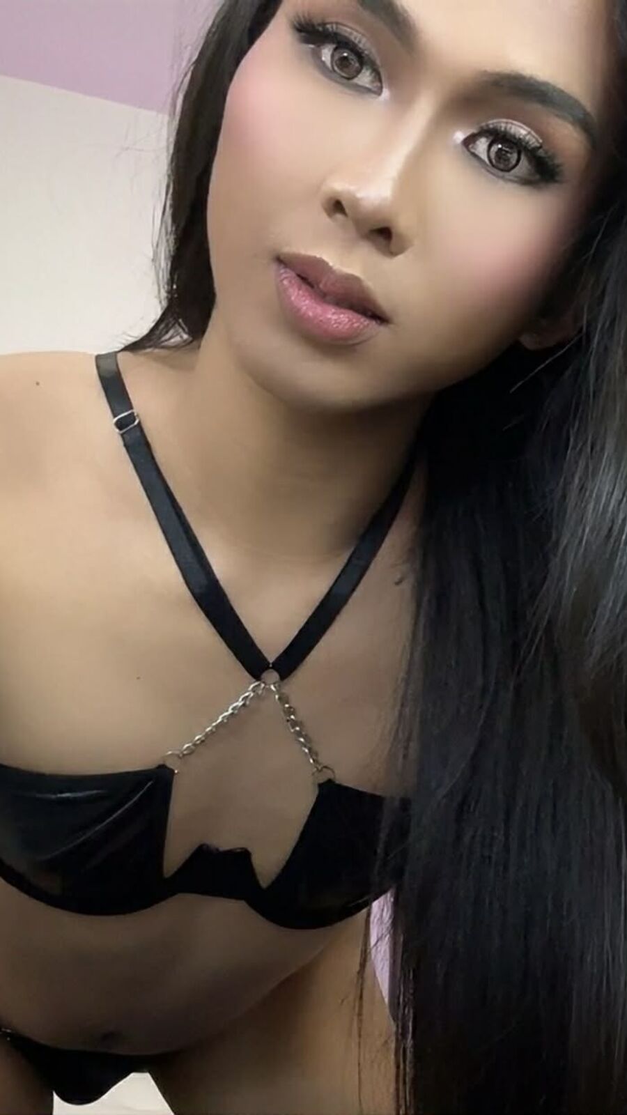 LilySalas glamour portrait