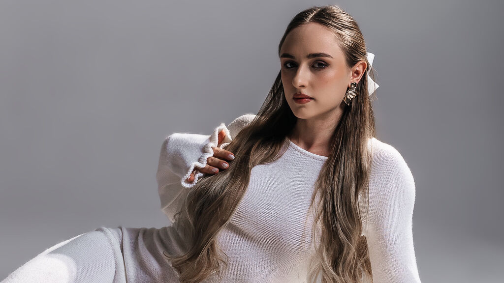 DannaWhite Live Cam on LiveJasmin