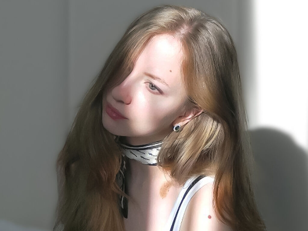 MiraHalle adult webcam girl room
