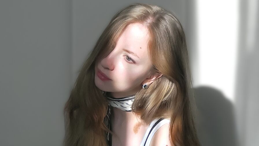 Watch MiraHalle live on tastypornhot.com