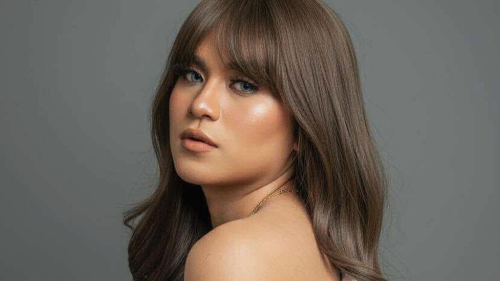 NikkyMartinz Live Webcam on LiveJasmin