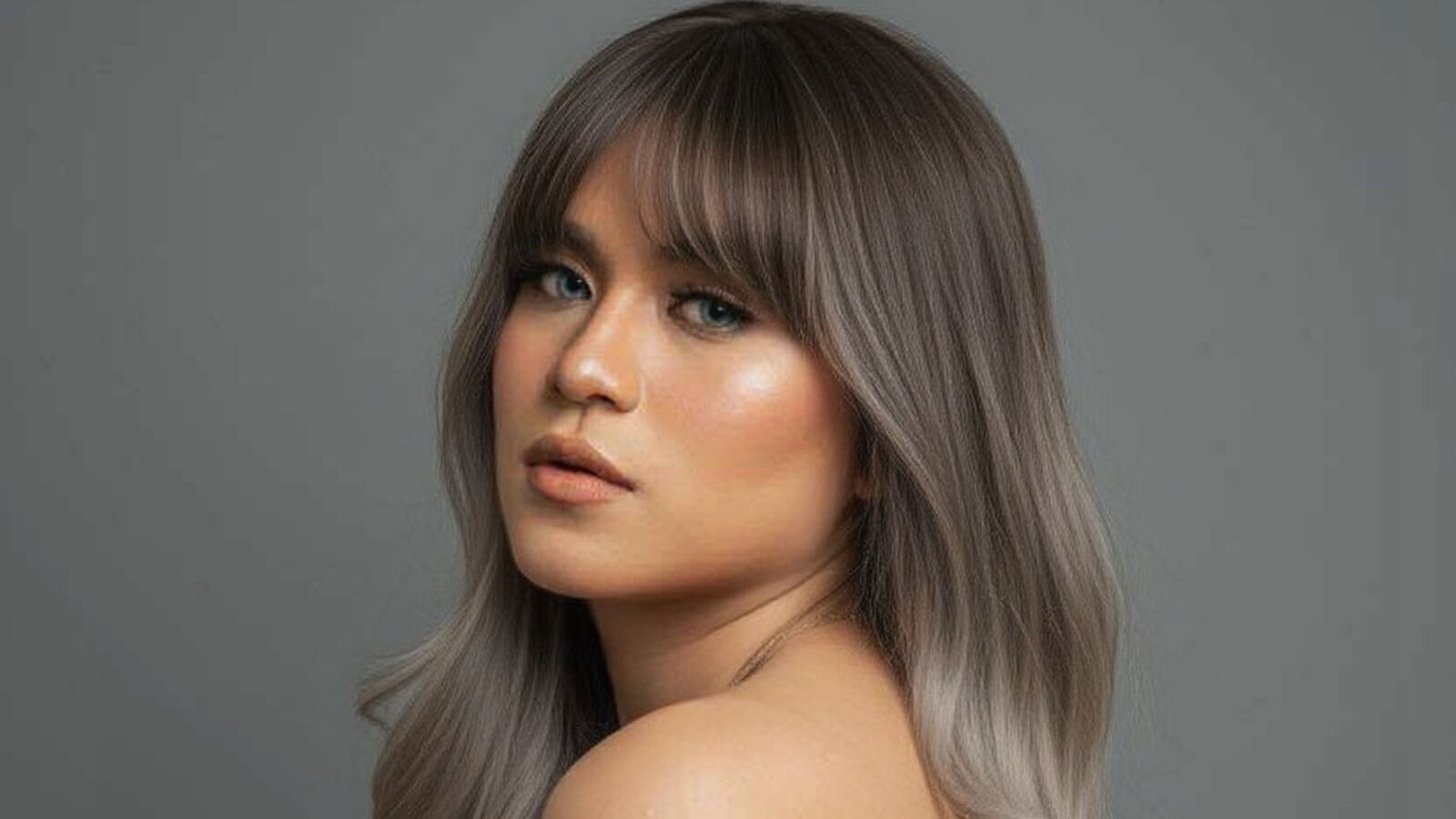 NikkyMartinz glamour portrait