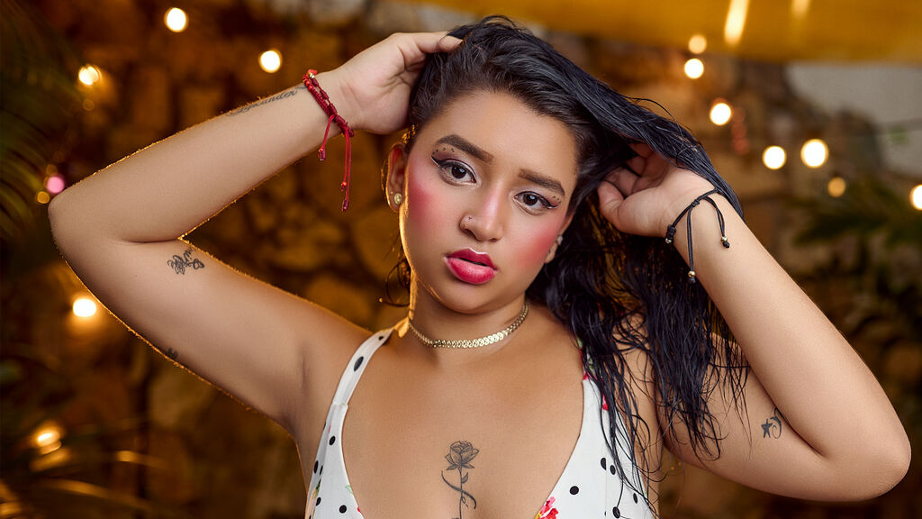 AlessandraMoss cover