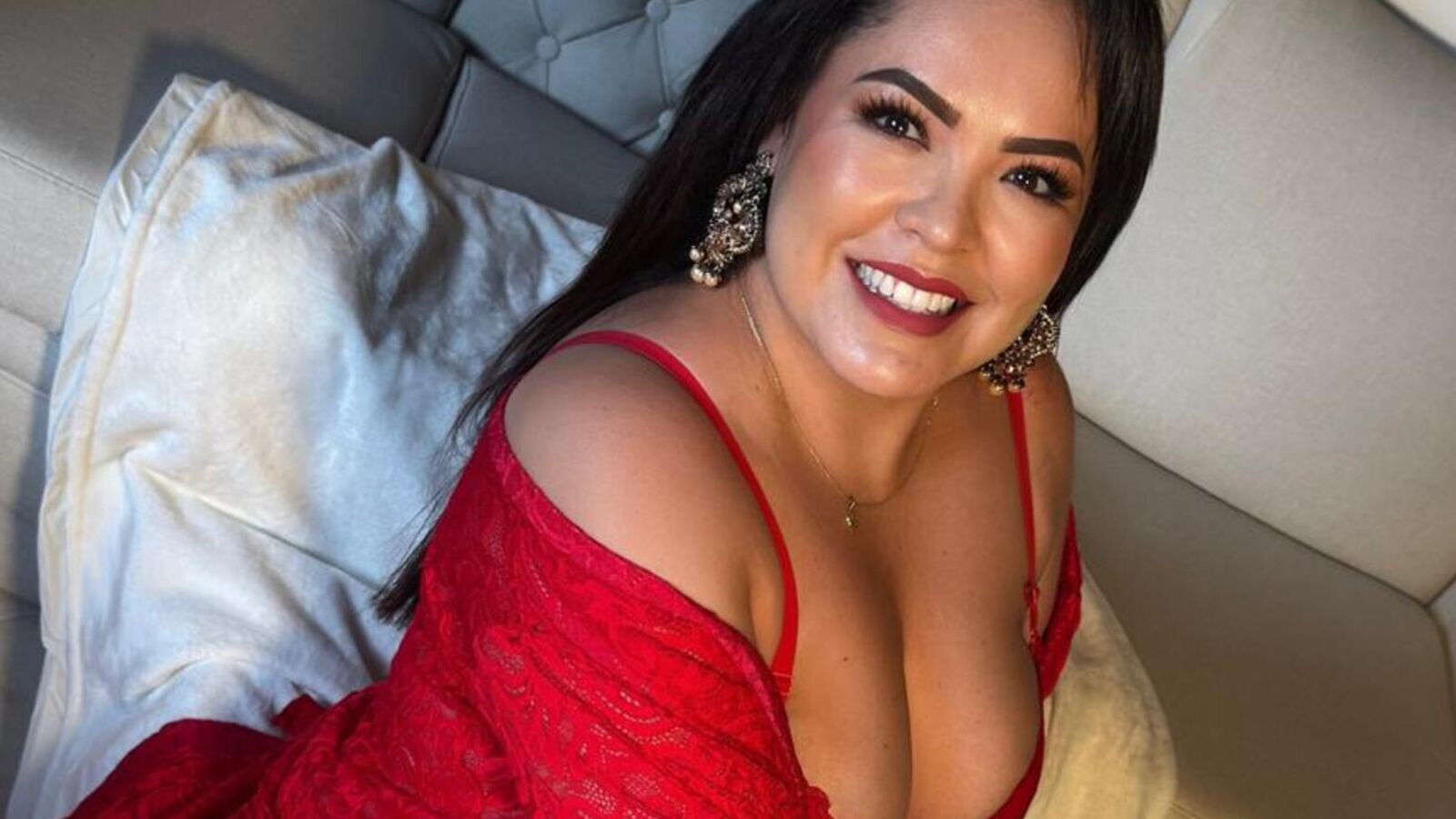 EmiHarrys erotic portrait
