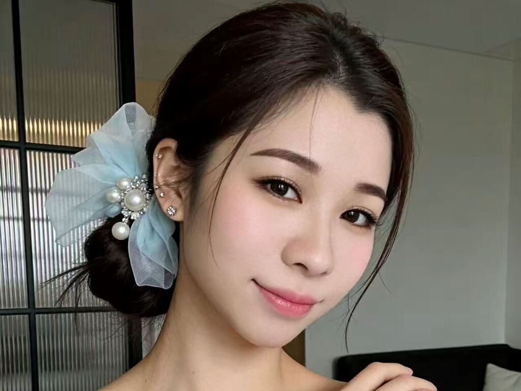 QinWeiwei live video chat girl preview