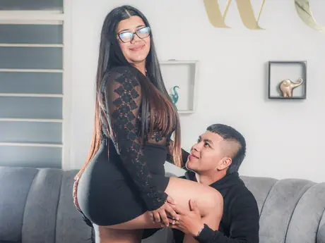 Chat with AlexisAndMartina