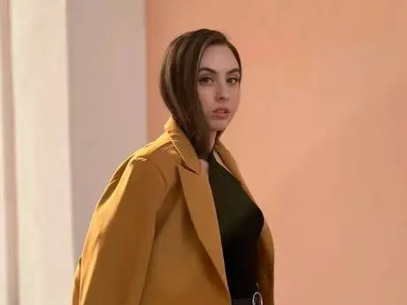 Chat with KiaraFlowers
