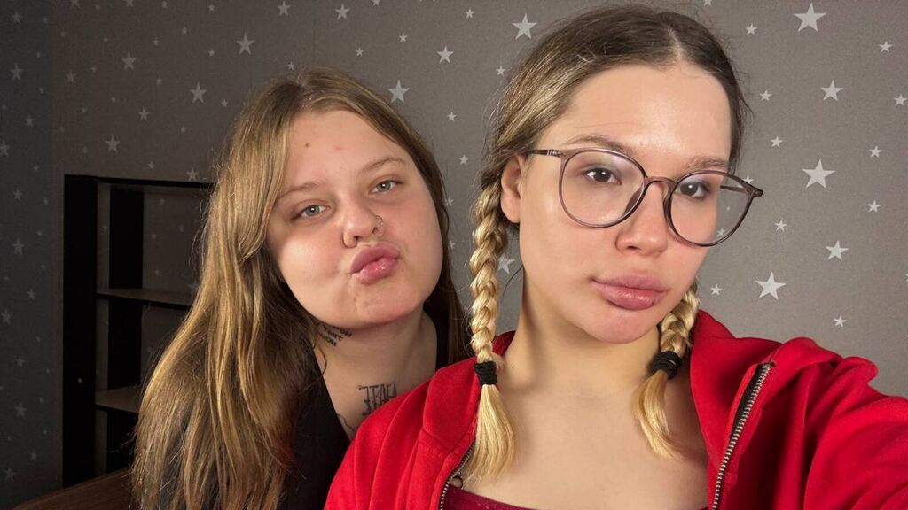 LisaAndRiza online on GirlsOfJasmin