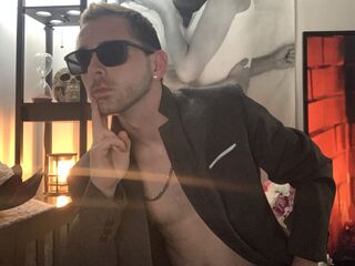 LexDriver is a webcam model, age 33