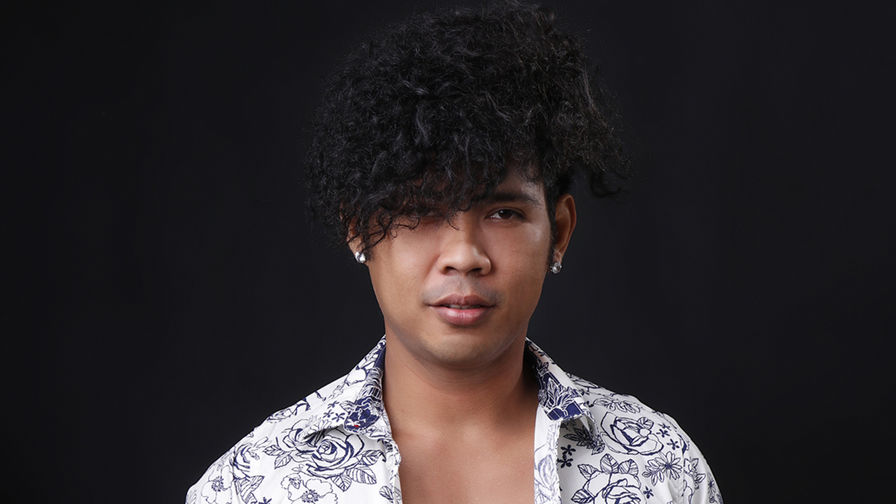 Watch PioloMartin live on ZS Magazine