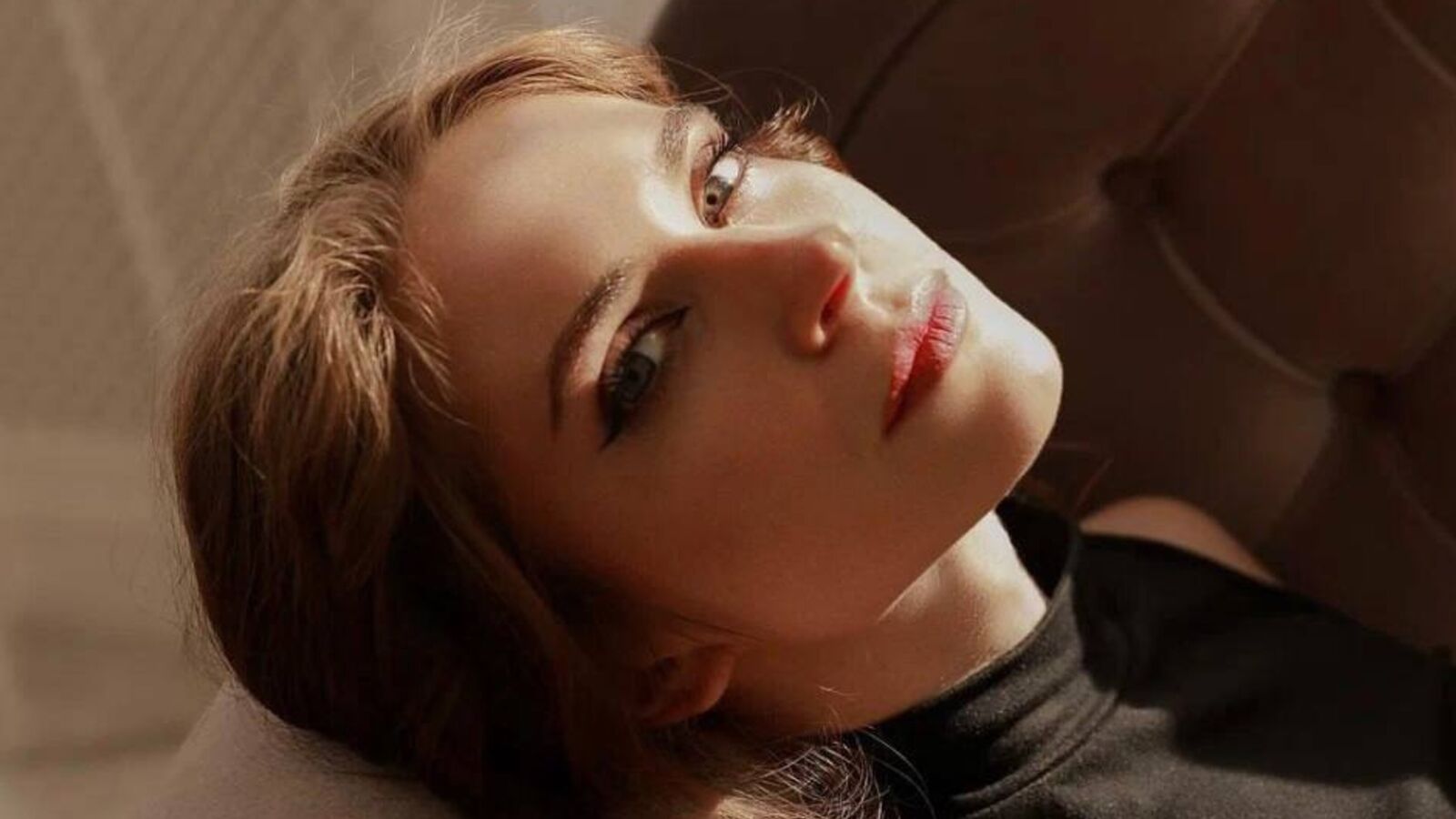 MargaretMuller erotic portrait