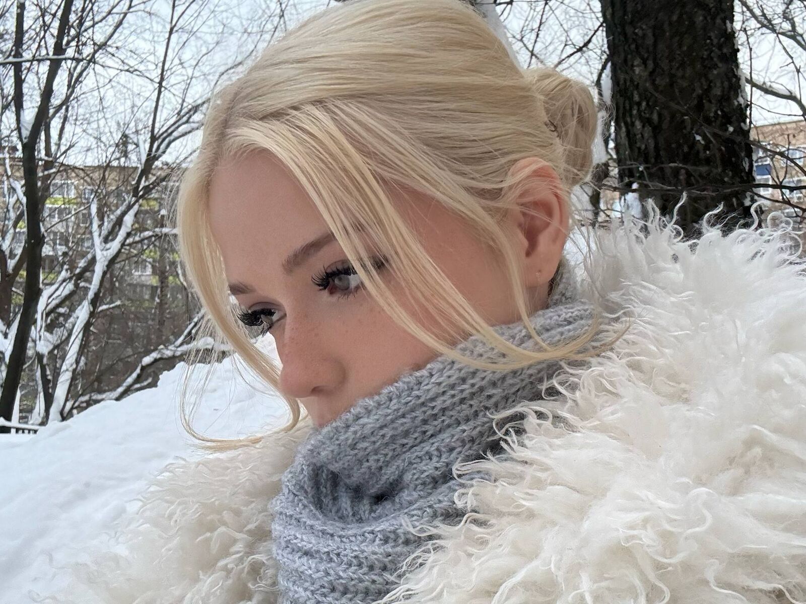 Live cam for CatheyHolien