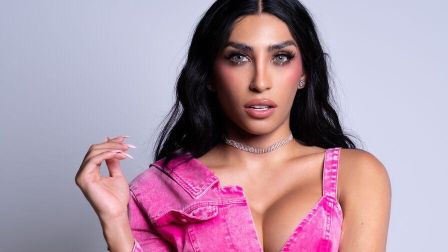 Discover ReginaFereiraa VIP show