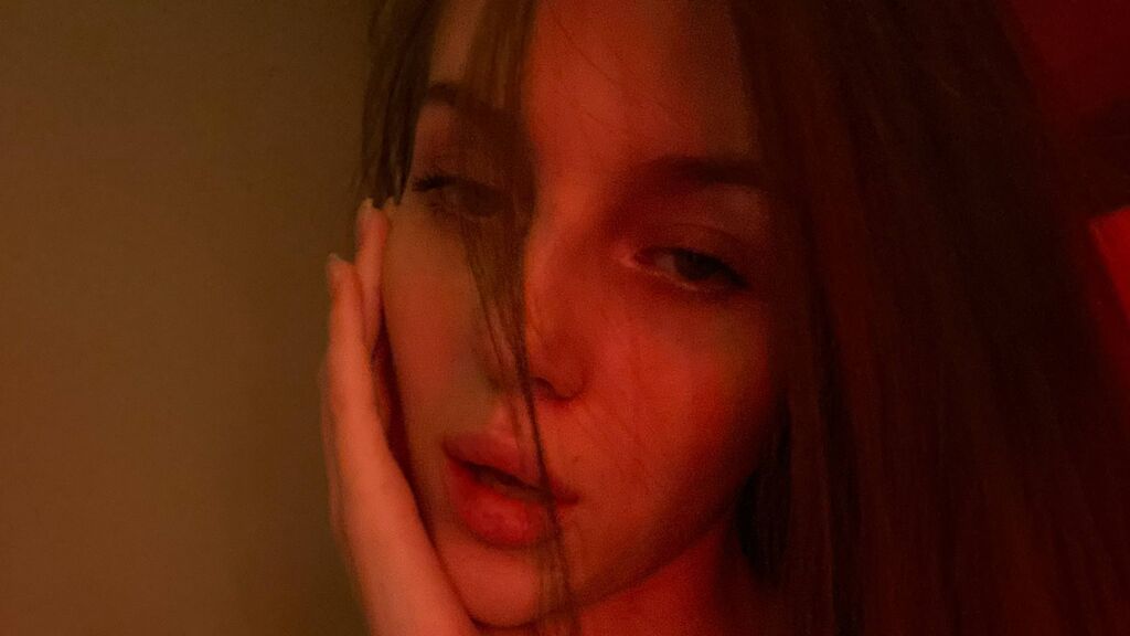 MillieBurnworth Live Cam on LiveJasmin