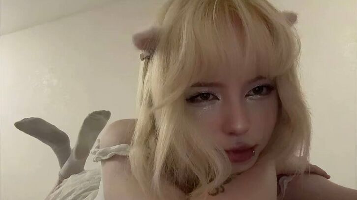 AriaVales live webcam show
