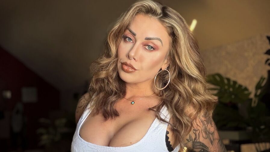Discover LexiBoo on Erotic-Art-Beauty.com