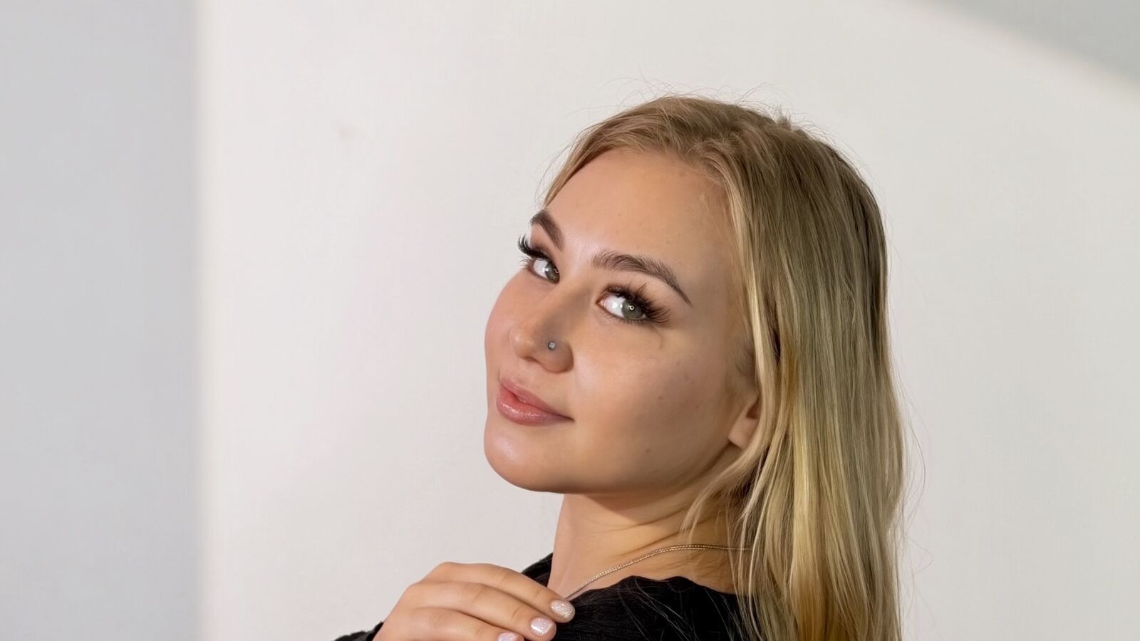FransiscaSpearin erotic portrait