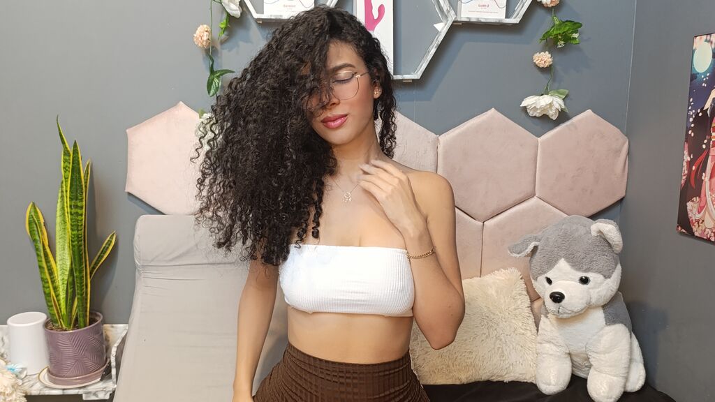 AlisonAbril's profile from Jasmin at GirlsOfJasmin'